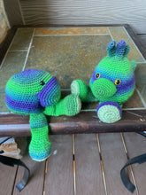 Load image into Gallery viewer, Stuffed Animals Frog & Iguana Pair Amigurumi - PDF Download Pattern Only