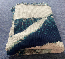 Load image into Gallery viewer, Elephant Pair Graphgan Lap Blanket - PDF Download Pattern Only