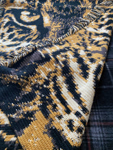 Load image into Gallery viewer, Leopard Graphgan Lap Blanket - PDF Download Pattern Only
