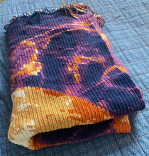 Cargar imagen en el visor de la galería, Skull &amp; Fire Lap Blanket - PDF Download Pattern Only
