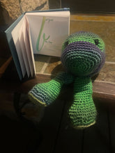 Load image into Gallery viewer, Stuffed Animals Frog &amp; Iguana Pair Amigurumi - PDF Download Pattern Only
